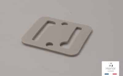 Découpe de joints en silicone beige